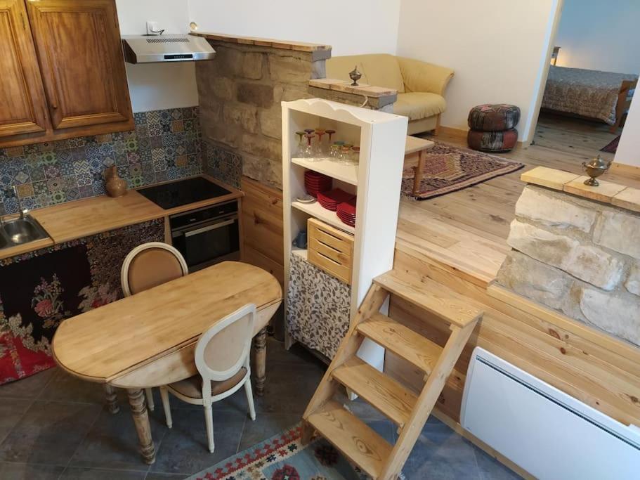 Superbe Appartement Dans Charmant Corps De Ferme Acheres-la-Foret ภายนอก รูปภาพ