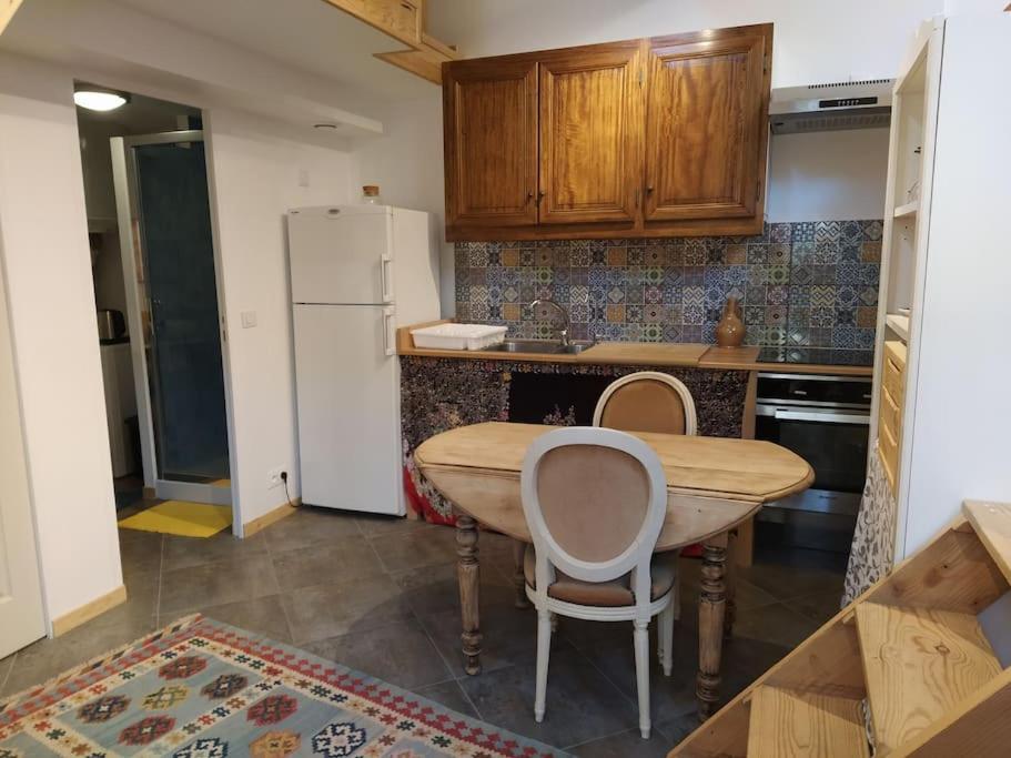 Superbe Appartement Dans Charmant Corps De Ferme Acheres-la-Foret ภายนอก รูปภาพ