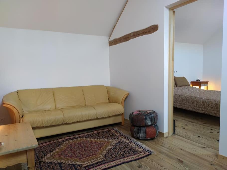 Superbe Appartement Dans Charmant Corps De Ferme Acheres-la-Foret ภายนอก รูปภาพ