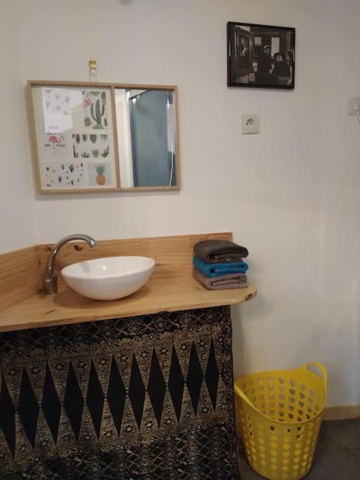 Superbe Appartement Dans Charmant Corps De Ferme Acheres-la-Foret ภายนอก รูปภาพ